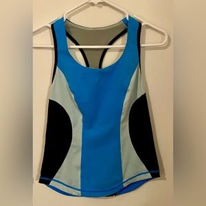 LULULEMON Cardio Kick Tank Top Beach Blue Aqua Black Yoga Shelf Bra Sz 6